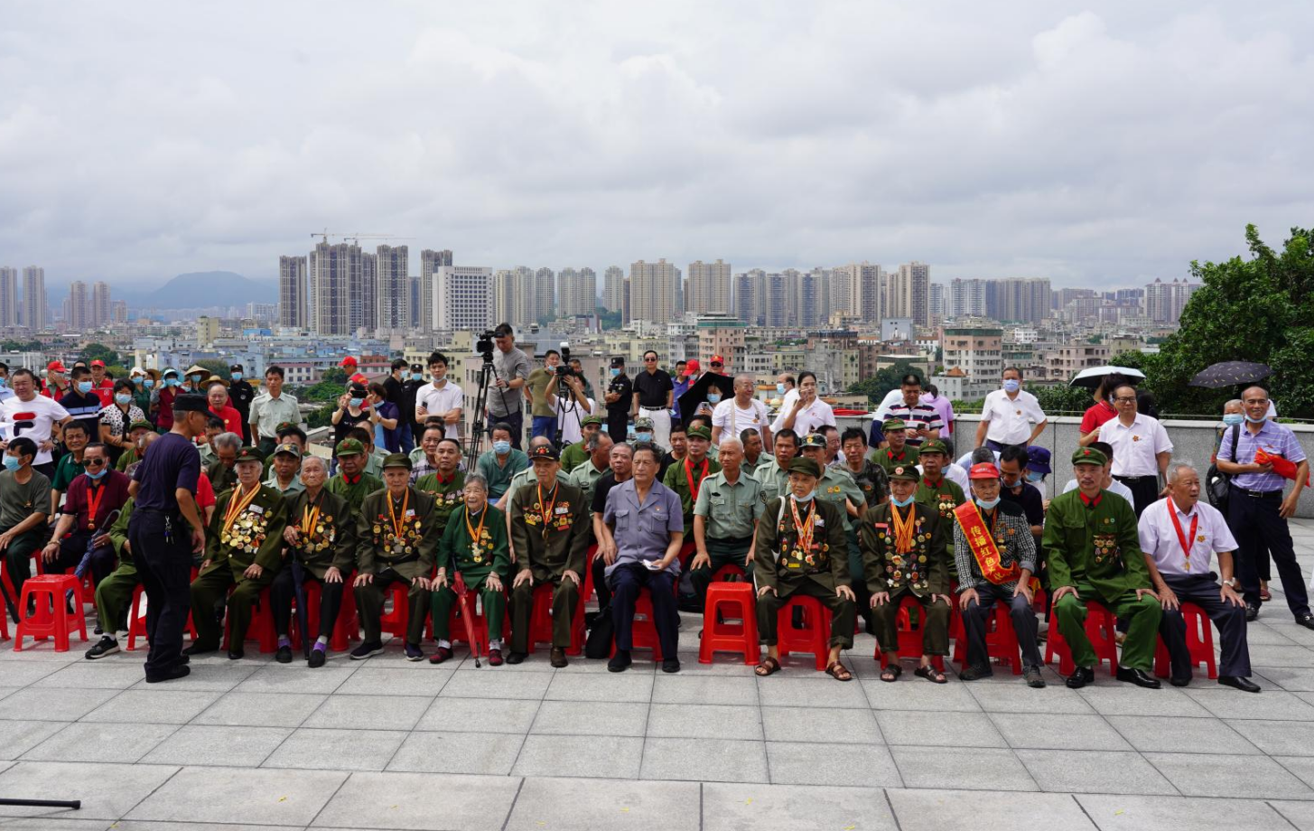 深圳市龙岗区红花岭阻击战胜利73周年纪念活动